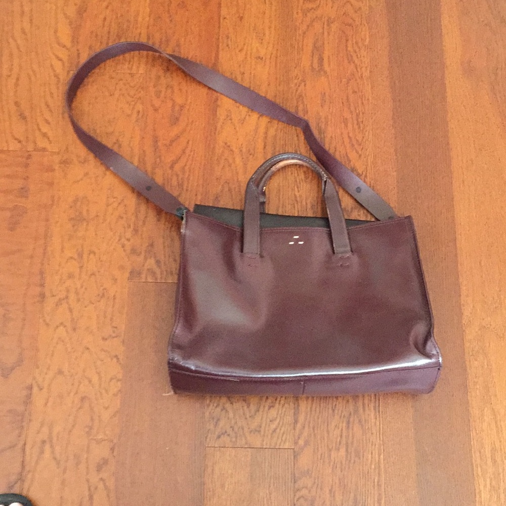 Kelsi Dagger tote bag
